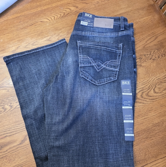 BKE Tyler Men's Dark Blue Jeans - Picture 3 of 5